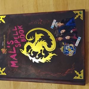 Disney Descendants: Mal's Spell Book Hardcover